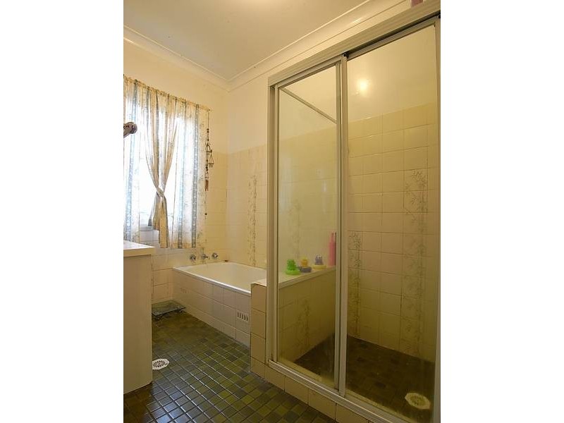 33 Shaw Cres, Muswellbrook NSW 2333