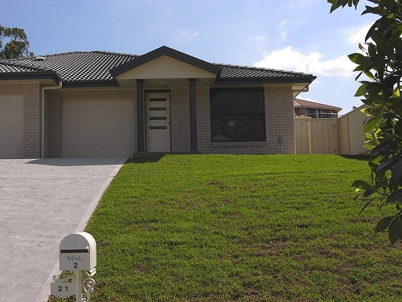 2/21 Bimbadeen Drive, Muswellbrook NSW 2333