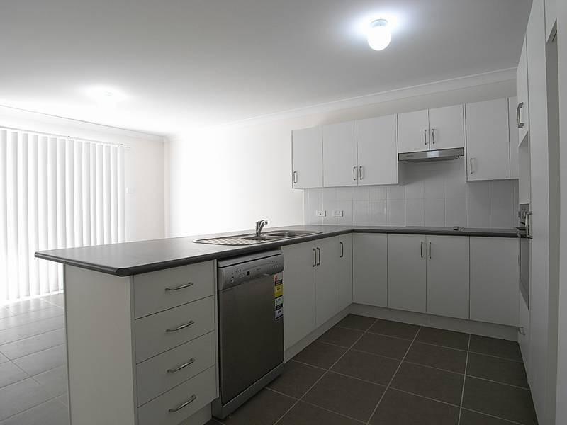 2/21 Bimbadeen Drive, Muswellbrook NSW 2333