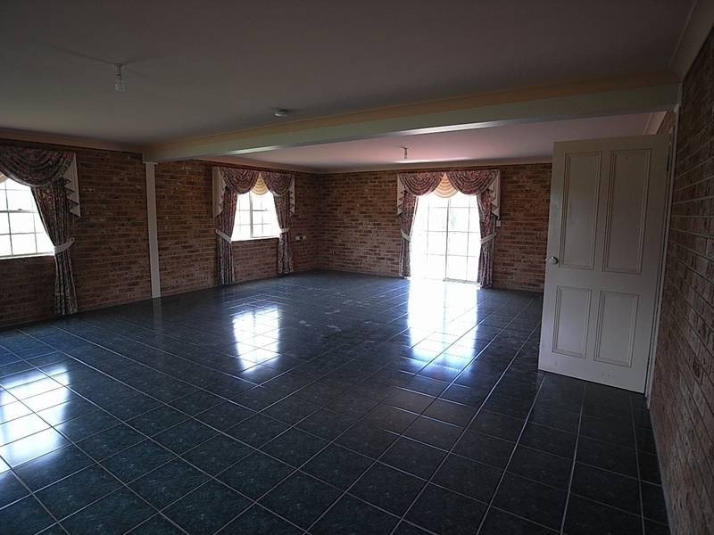 23 Racecourse Road, Muswellbrook NSW 2333