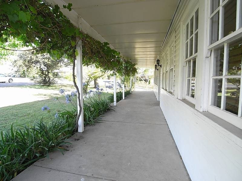 10 Dumaresq Street, Muswellbrook NSW 2333