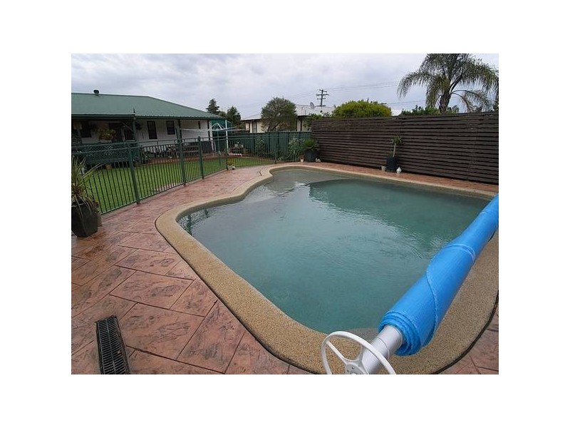24 St Heliers Street, Aberdeen NSW 2336