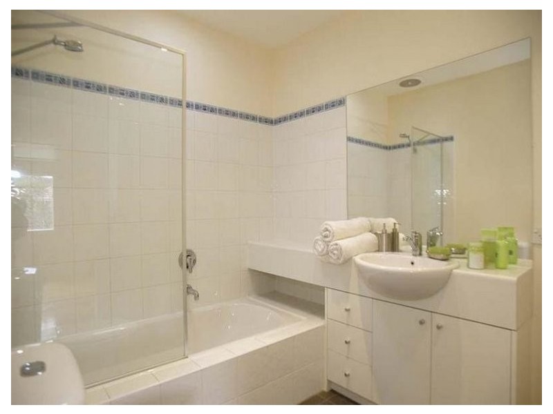 26 WARLAND RD, Hampton East VIC 3188