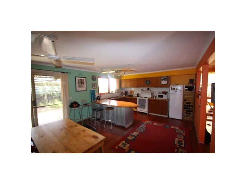 14 LUCAS CRESCENT, Seaford VIC 3198