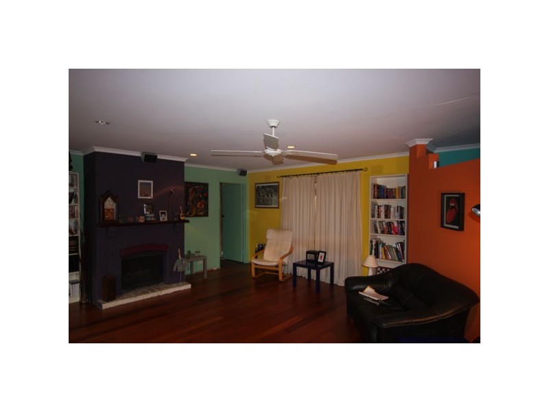 14 LUCAS CRESCENT, Seaford VIC 3198