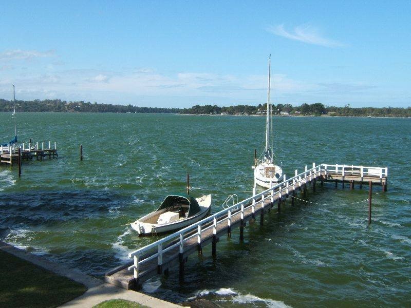 80 Metung Rd, Metung VIC 3904