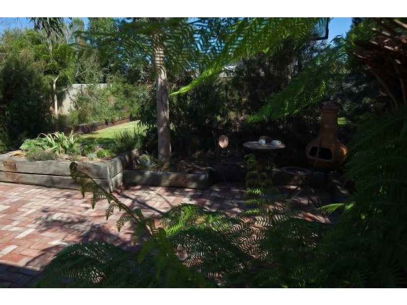 25 Cummins Rd, Brighton East VIC 3187