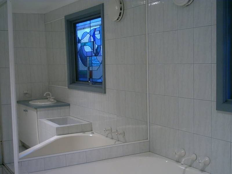 2 Parkview Rd, Brighton East VIC 3187