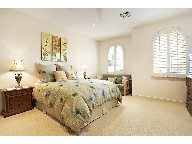 16A Centre Road, Brighton East VIC 3187