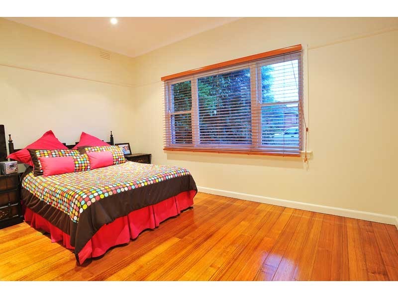 61 Parkmore Road, Bentleigh East VIC 3165