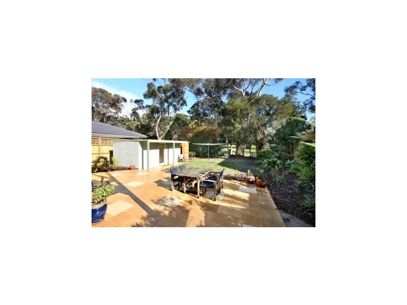 11 Glencairn Ave, Brighton East VIC 3187