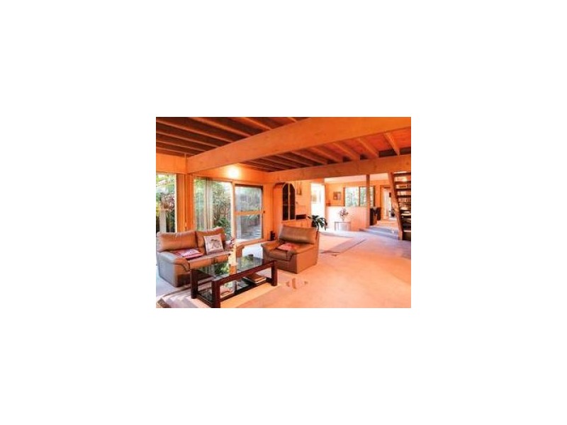 11 Glencairn Ave, Brighton East VIC 3187