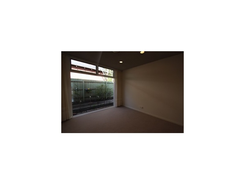 2 Ballara Court, Brighton VIC 3186