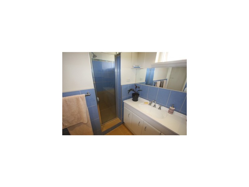 8/12 Bartlett Street, Hampton East VIC 3188