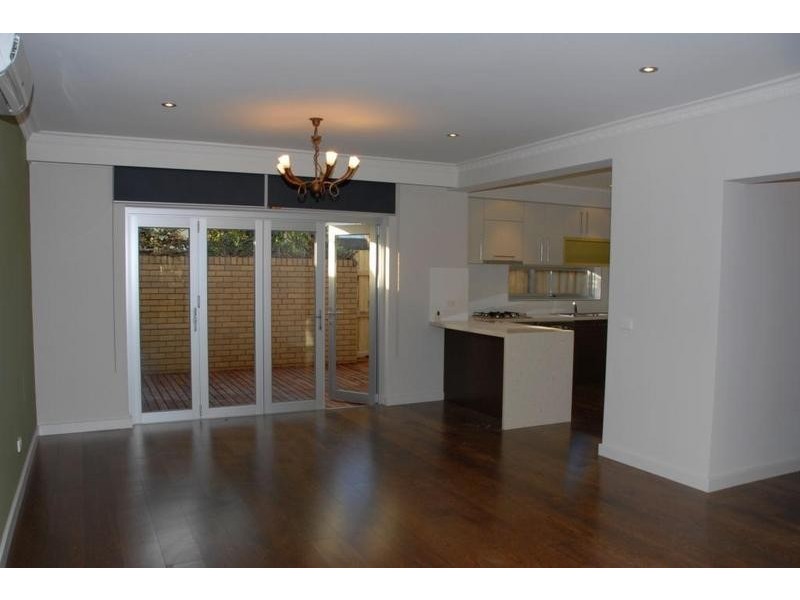 1/29 Elwood Street, Brighton VIC 3186