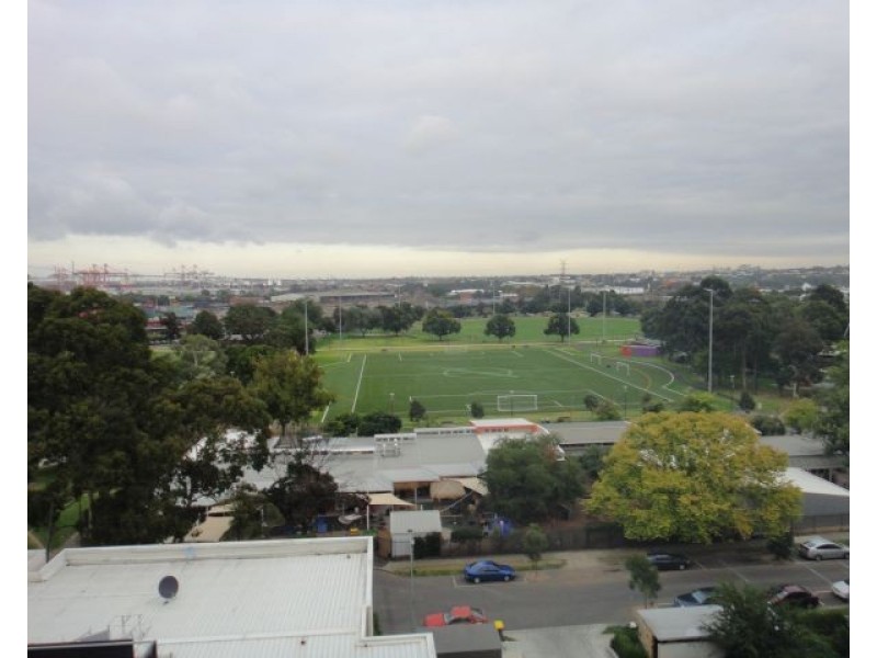 702/72 Altona Street, Kensington VIC 3031