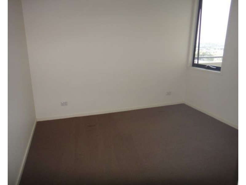 702/72 Altona Street, Kensington VIC 3031