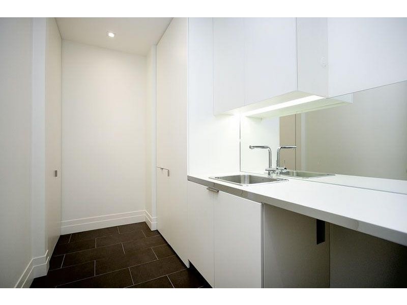 504/150 Clarendon Street, East Melbourne VIC 3002