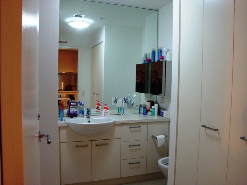 2208/15 Caravel Lane, Docklands VIC 3008