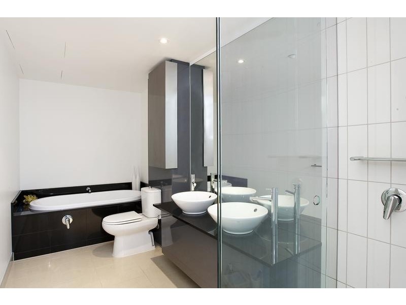7702/7 Riverside Quay, Southbank VIC 3006