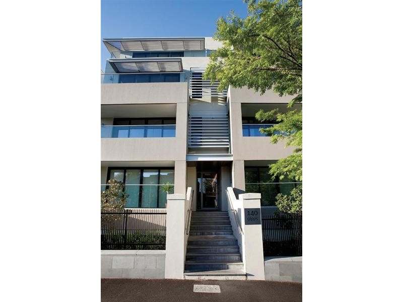 3.02/140 Gipps Street, East Melbourne VIC 3002