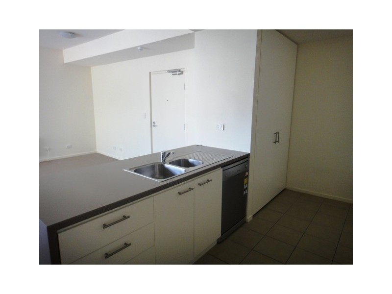 405/62 Altona Street, Kensington VIC 3031