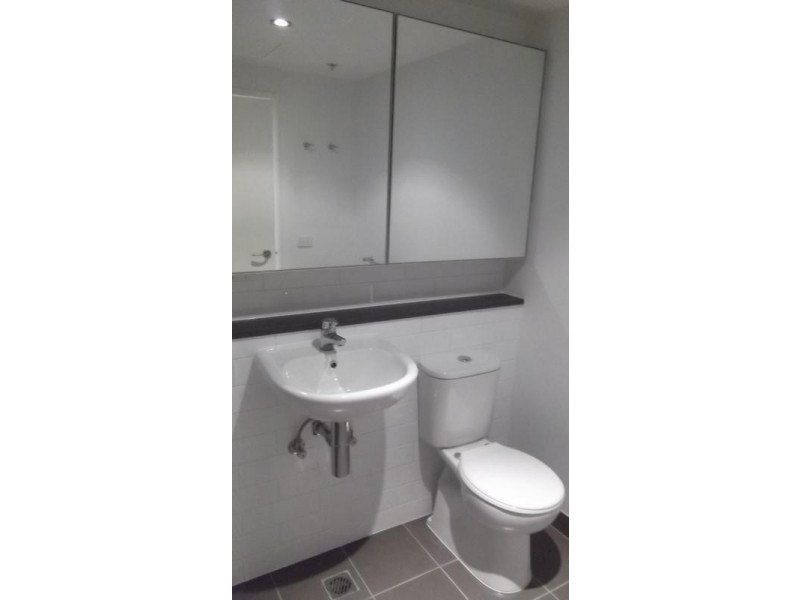 11/233 Dandenong Road, Windsor VIC 3181