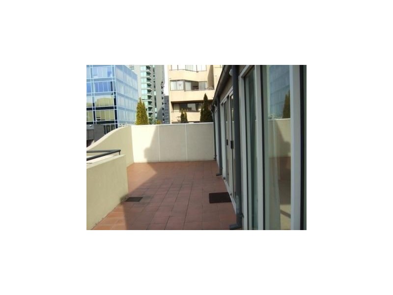 502/26 Queens Road, Melbourne VIC 3004