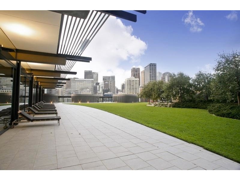 2008/1 Freshwater Place, Southbank VIC 3006