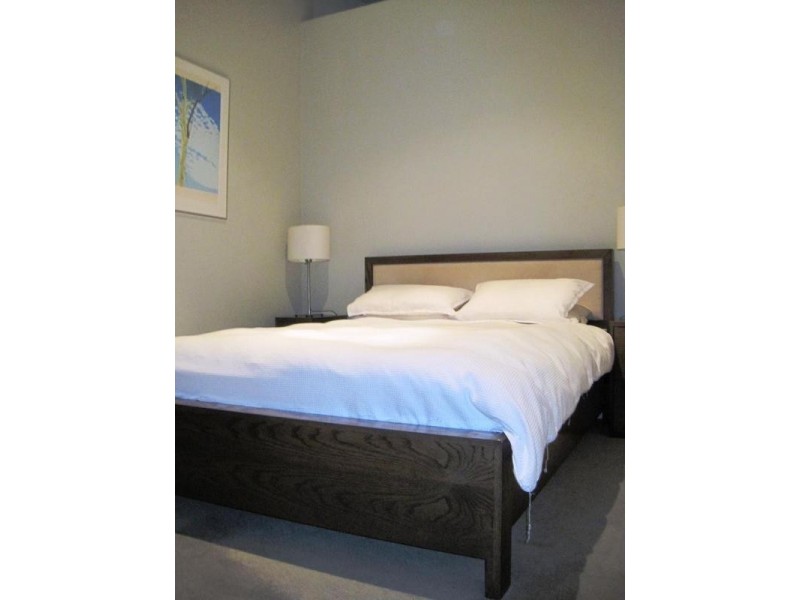 8/60 Flinders Street, Melbourne VIC 3000