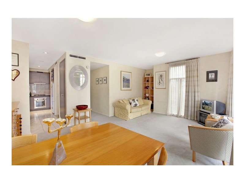 4/40 Webb Lane, East Melbourne VIC 3002