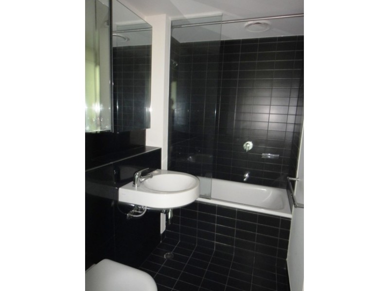 909/620 Collins Street, Melbourne VIC 3000