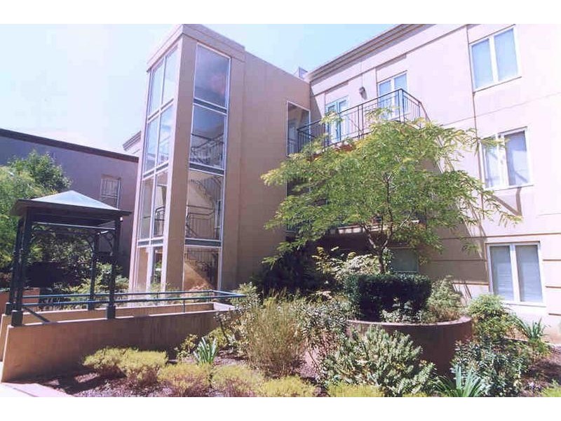 217/101 Grattan Street, Carlton VIC 3053