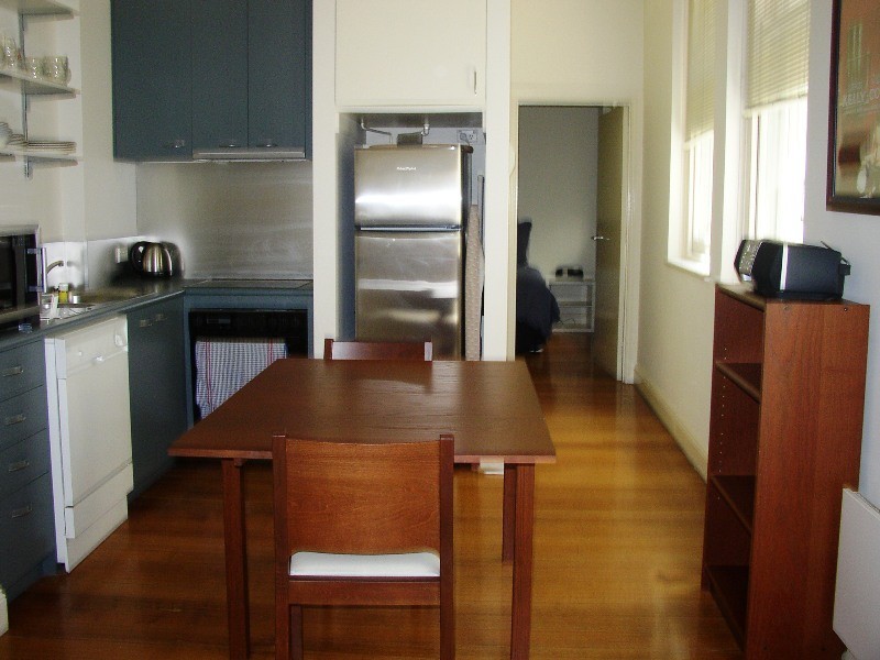 402/241 Flinders Lane, Melbourne VIC 3000