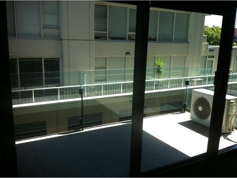 410/83 Queens Road, Melbourne VIC 3000