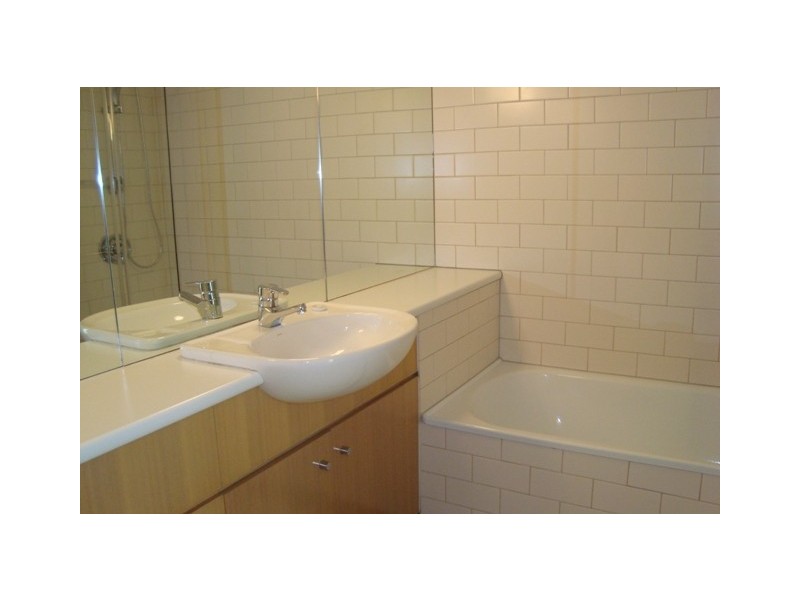 19/190 Albert Street, East Melbourne VIC 3002