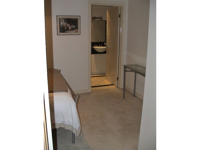 1202/442 St Kilda Road, Melbourne VIC 3000