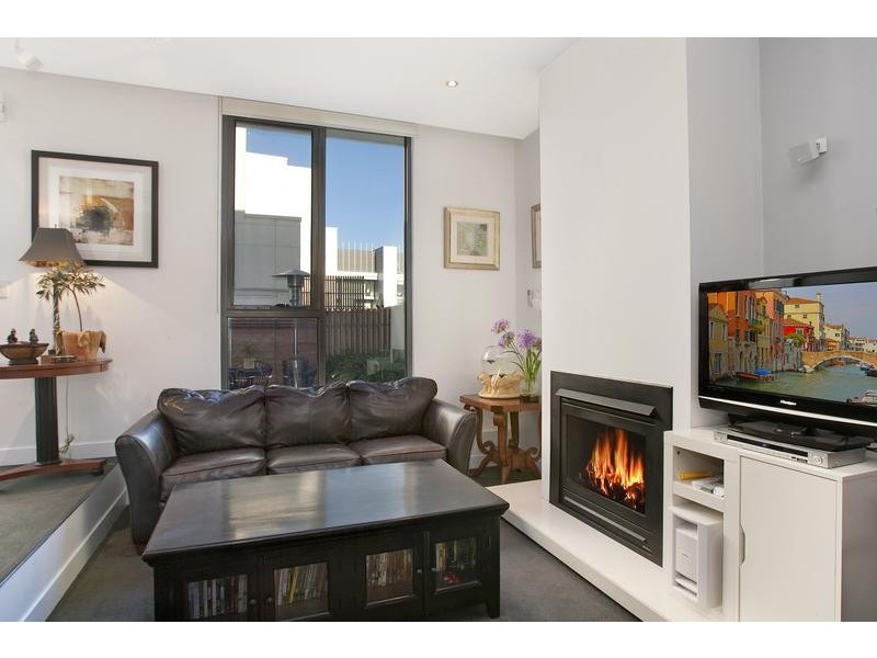 231/117 Studio Lane, Docklands VIC 3008