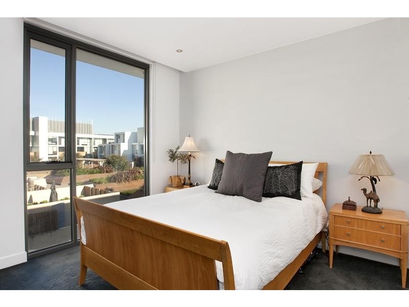 231/117 Studio Lane, Docklands VIC 3008