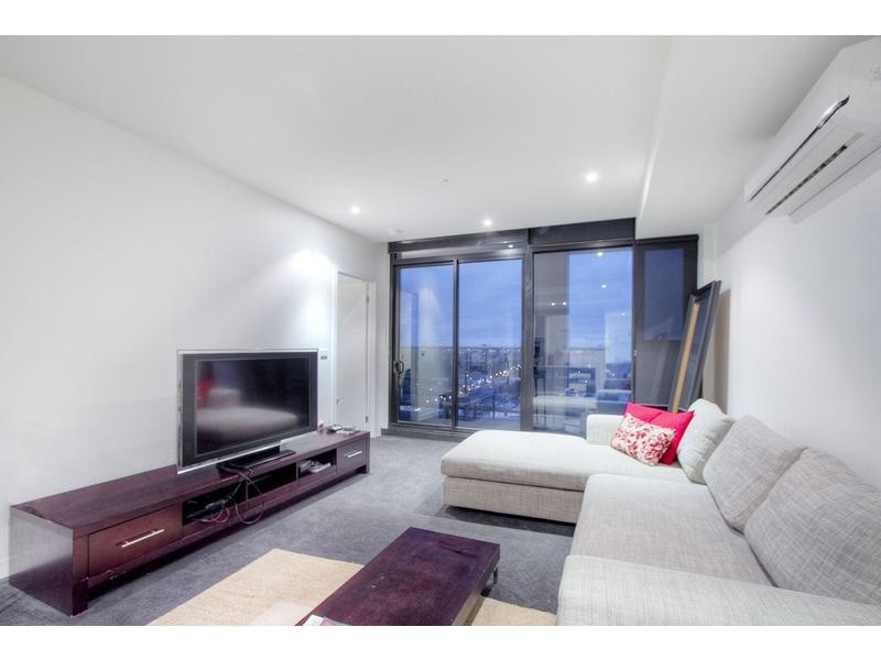 2002/7 Yarra Street, South Yarra VIC 3141