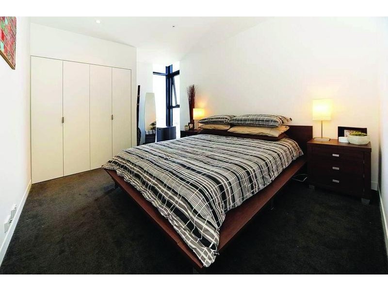 2002/7 Yarra Street, South Yarra VIC 3141