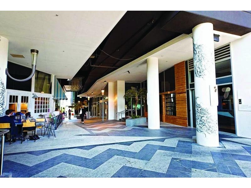 2002/7 Yarra Street, South Yarra VIC 3141