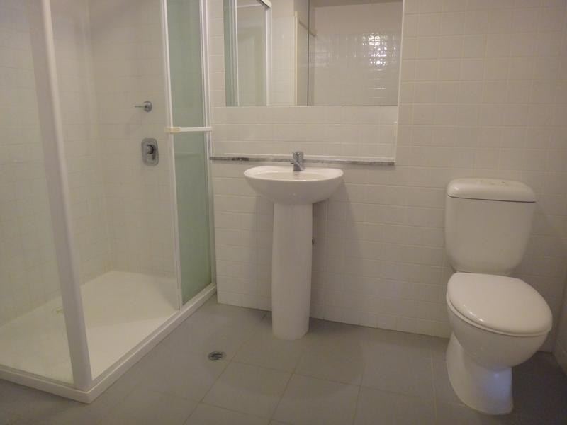 2004/250 Elizabeth Street, Melbourne VIC 3000