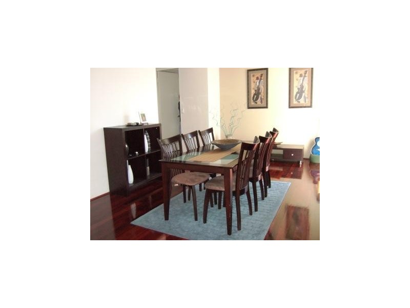 2B/29 Queens Rd, Melbourne VIC 3004