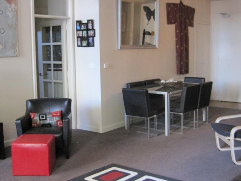 9/398 La Trobe Street, Melbourne VIC 3000