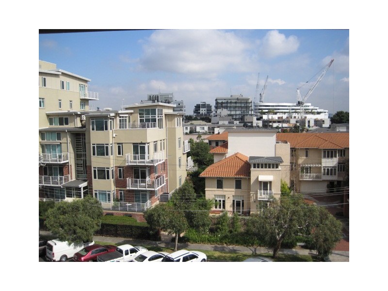 39/174 Esplanade East, Port Melbourne VIC 3207