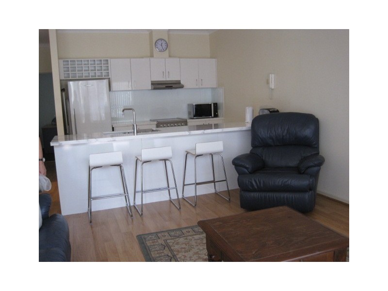 2/5 Davisons Place, Melbourne VIC 3000