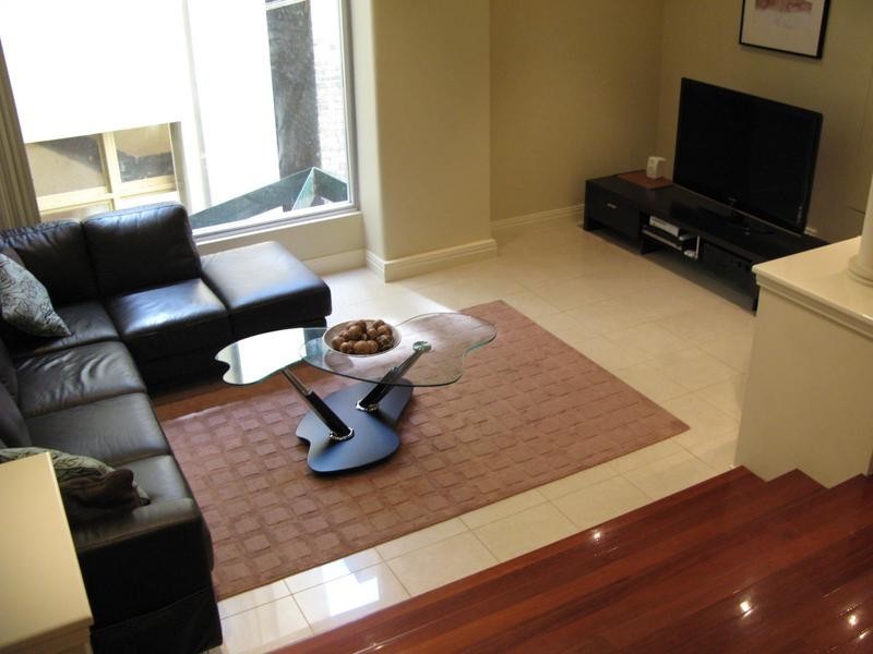 3B/5 Mill Place, Melbourne VIC 3000