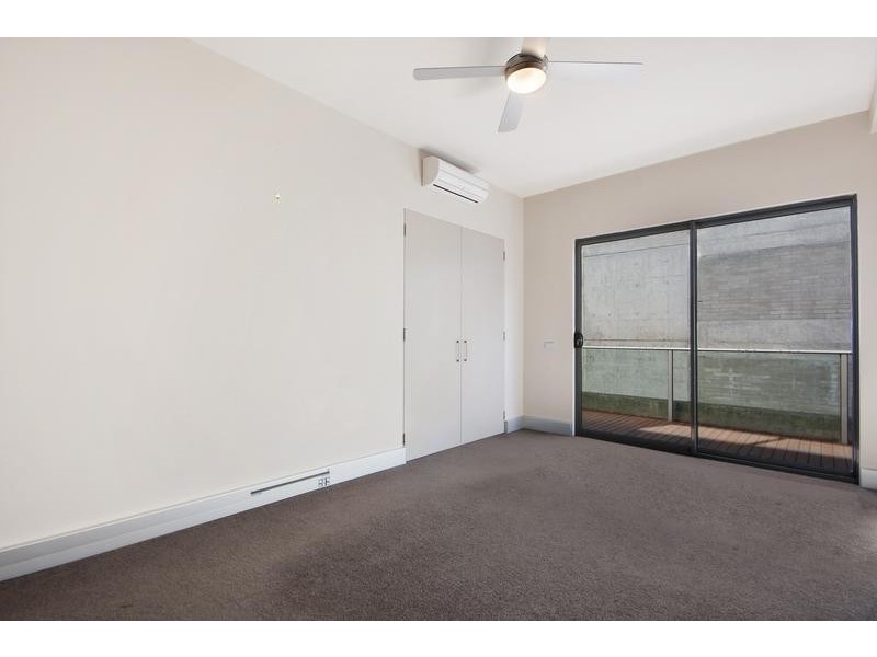 11/30 Oliver Lane, Melbourne VIC 3000