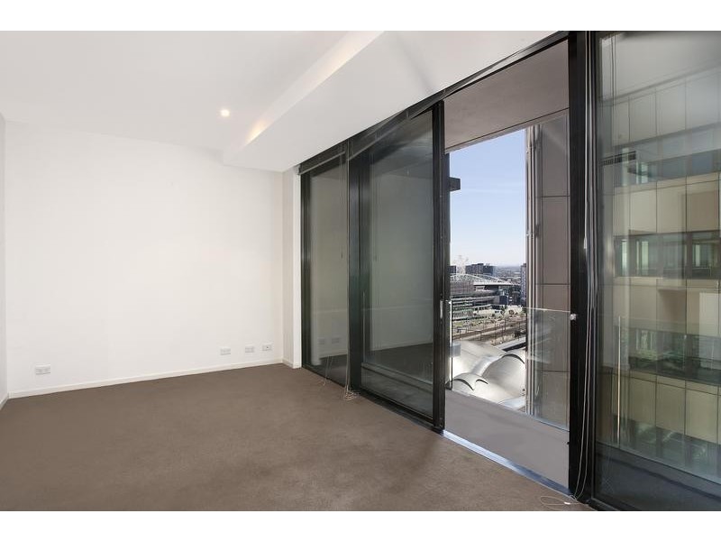 1906/620 Collins Street, Melbourne VIC 3000